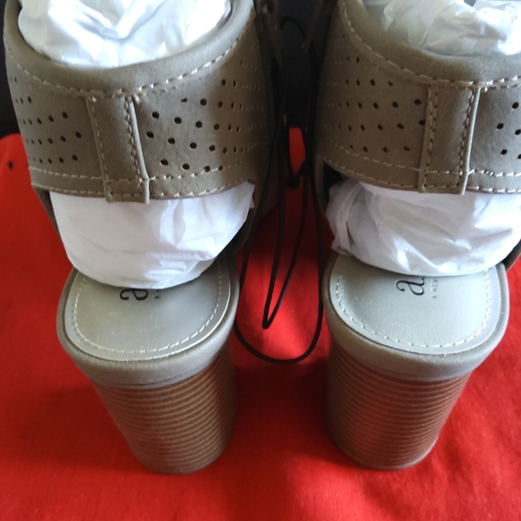 A.N.A. Tasha Zip Toe Block Heel - Picture 6 of 7